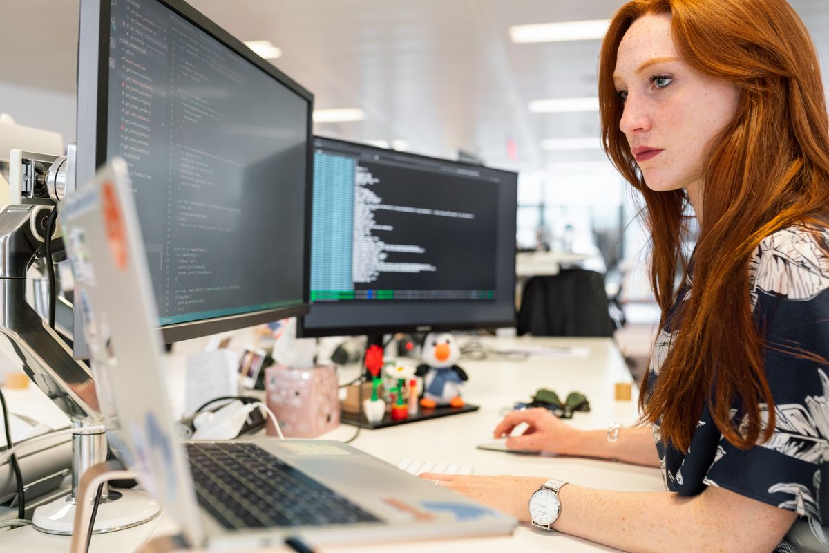 Desarrollo de software a medida como activo de rentabilidad para una empresa.
